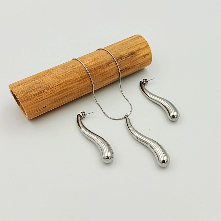 necklaces earrings set